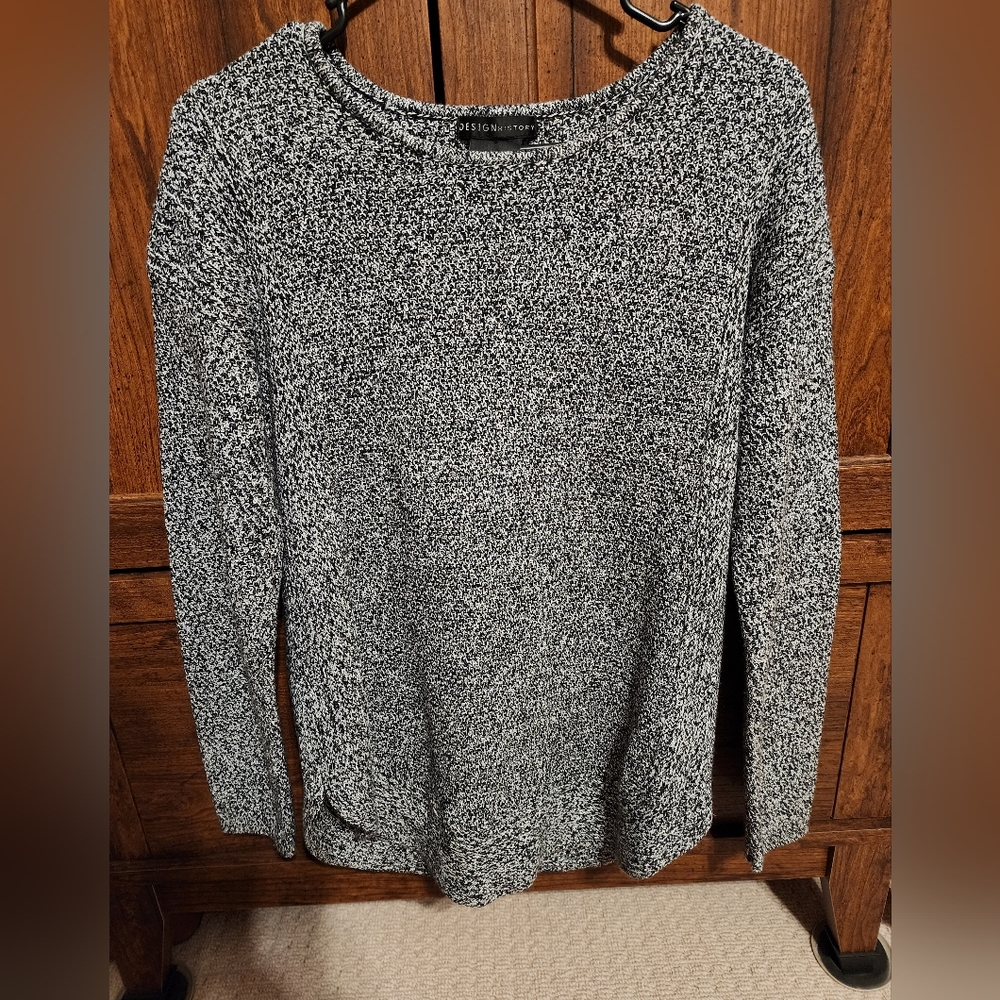 Black and white sweater